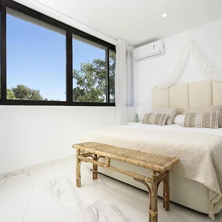 Couple's Nest Studio-5min Walk To Marina *