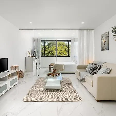 Apartment Couple's Nest Studio-5min Walk To Marina *
