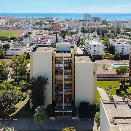 Apartment Couple's Nest Studio-5min Walk To Marina